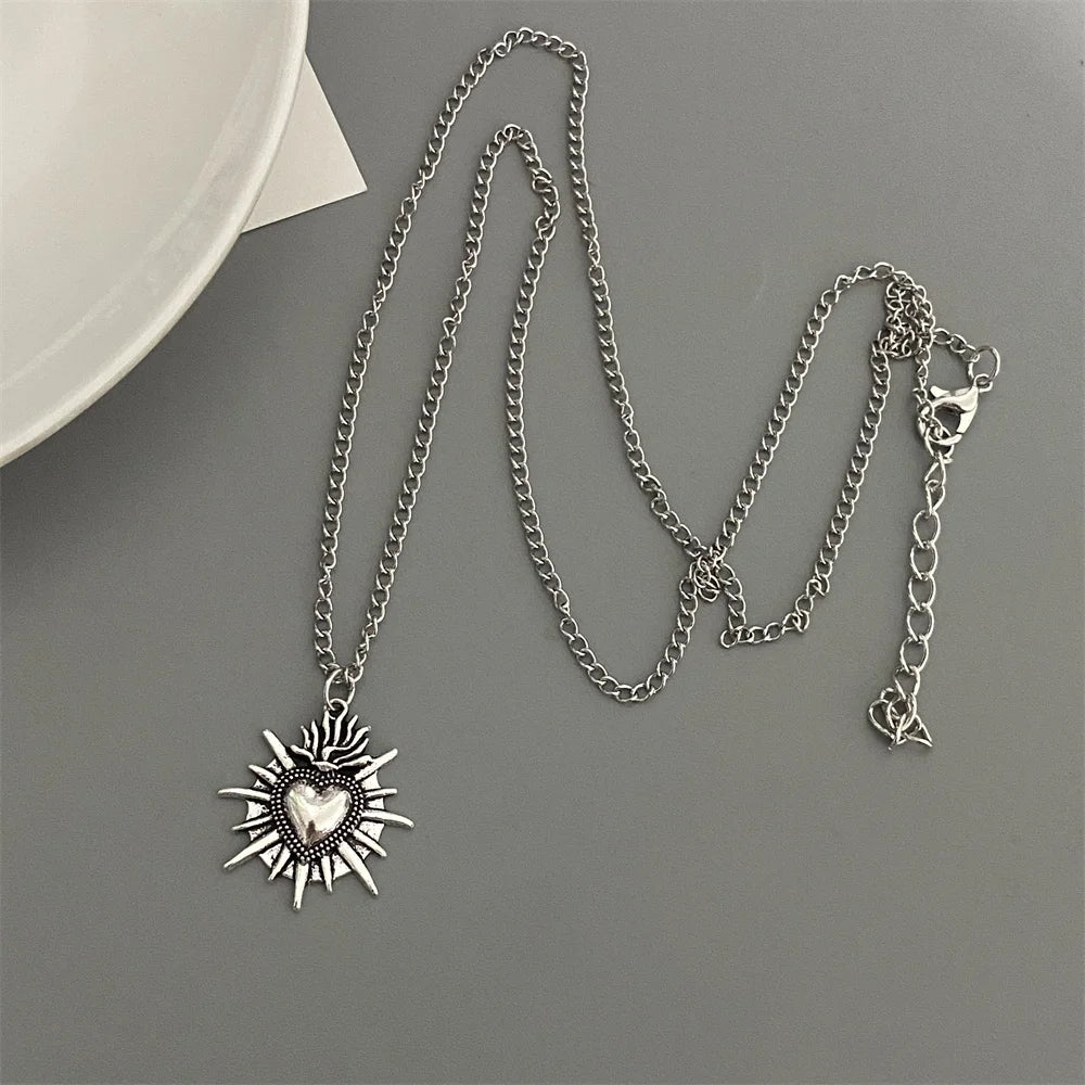 Punk Rock Red Black Heart Pendant Chain Necklace For Men Women Cool Hip Hop Street Vintage Goth Accessories Trendy Jewelry