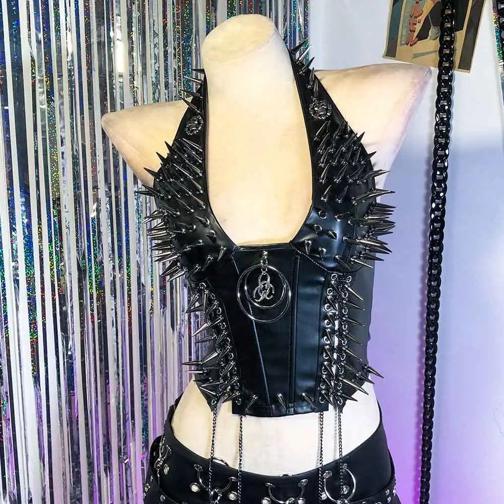 Goth Top Y2K Clothes Women's Tanks Emo Clothing Gothic Boho Tops with Spikes Punk Rock Teens Festival Spiked Bra Grunge T Shirt
