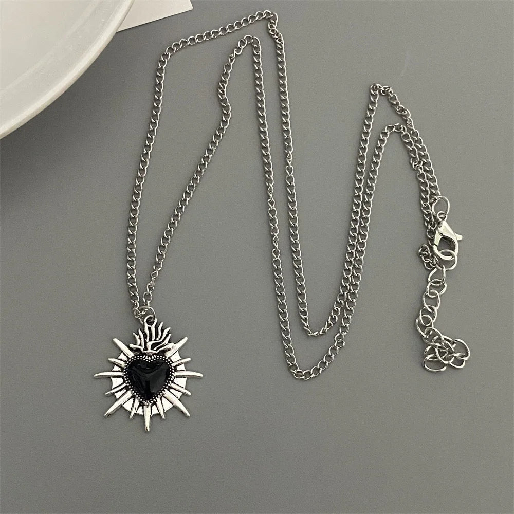 Punk Rock Red Black Heart Pendant Chain Necklace For Men Women Cool Hip Hop Street Vintage Goth Accessories Trendy Jewelry