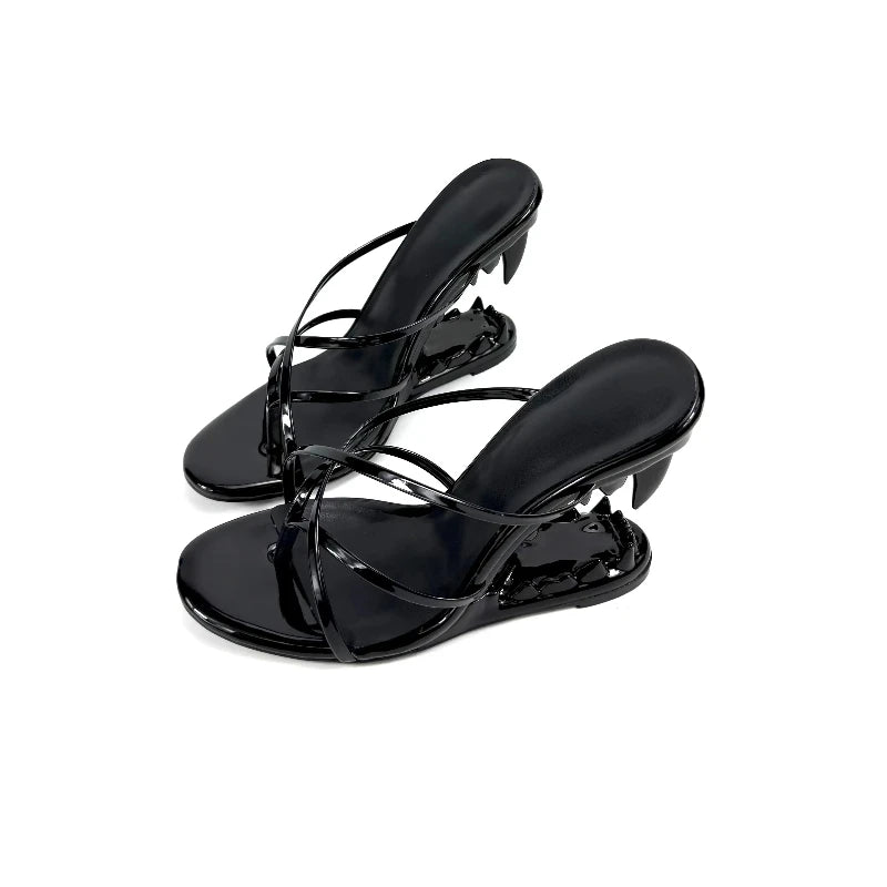 Y2K Gothic Punk Thong Heeled Sandals, Personalized Fangs‑Shaped Special Heel Fashion Shoes, Daily Wear Dark Spicy Girl Slippers