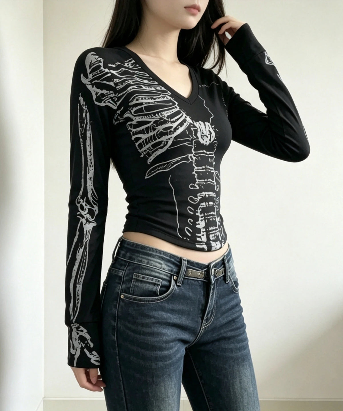 Spring American Retro Skull Printed Long Sleeve Tshirts Women V Neck Slim Fit Waist Base Tops Punk Dark Y2k Gothic Fashion Tees