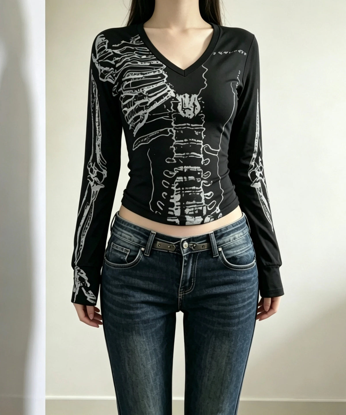 Spring American Retro Skull Printed Long Sleeve Tshirts Women V Neck Slim Fit Waist Base Tops Punk Dark Y2k Gothic Fashion Tees